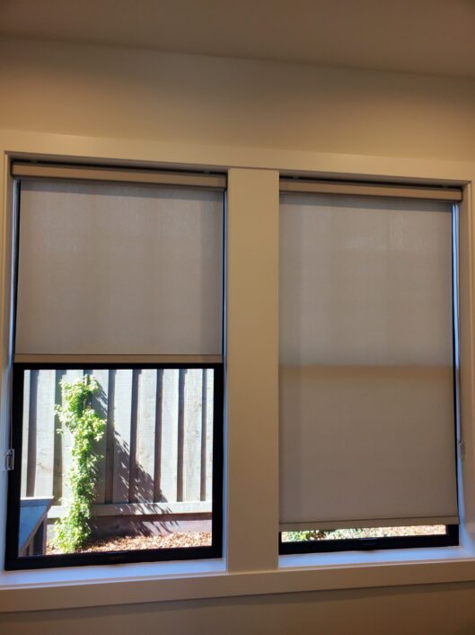 Roller Blinds (8)