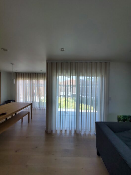 Smart Curtain (23)